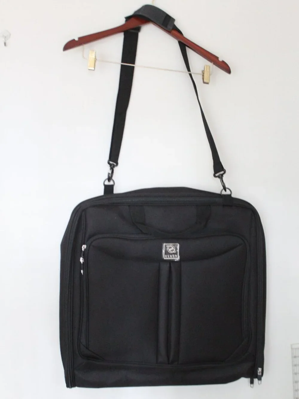 NWOT Zegur 40 